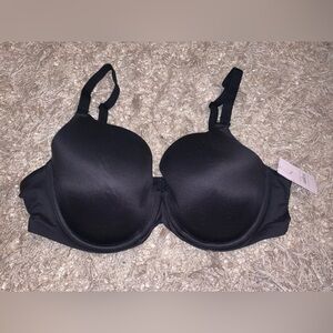 Lightly Lined Full Coverage T-shirt Bra 40D NWT